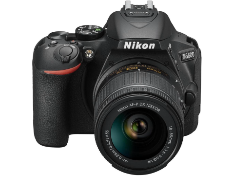 Nikon D5600 + 18-55 AF-P VR + 70-300 AF-P DX.Picture2